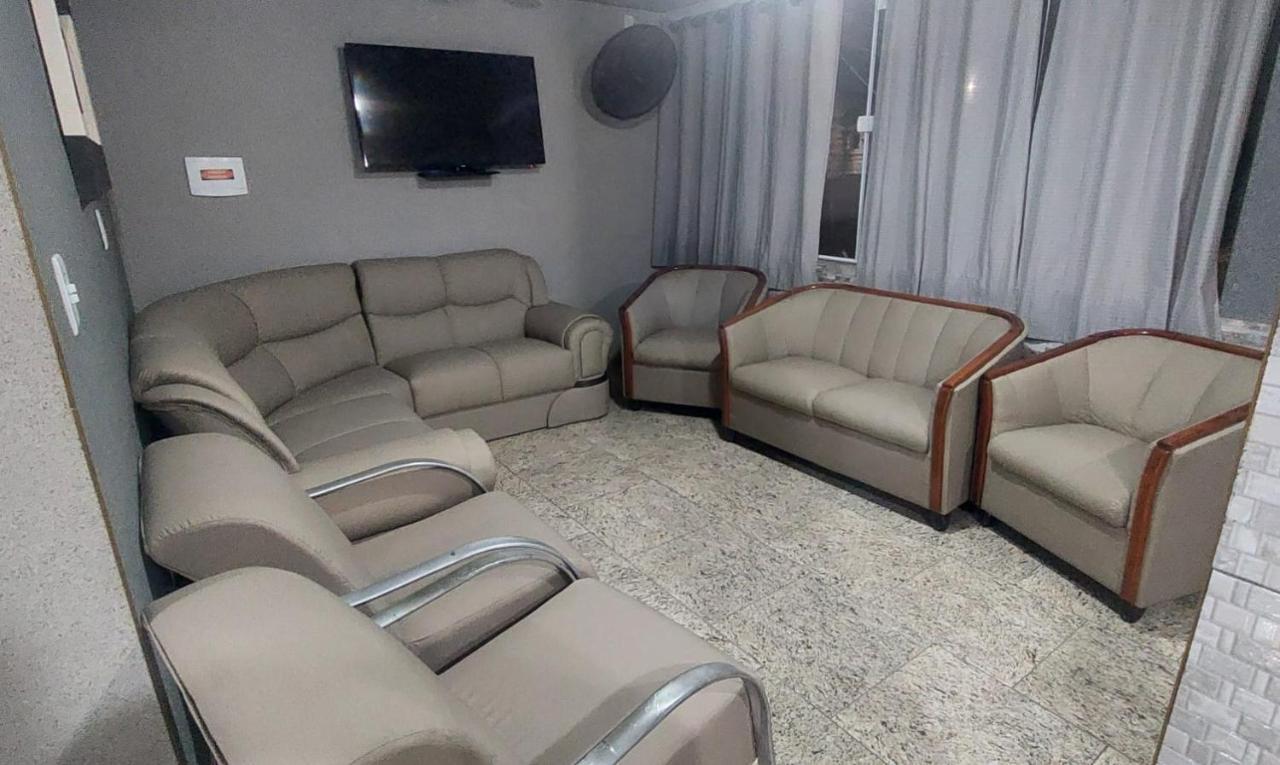 Hostel Falcao-Suites Privativas Com Ar Condicionado Rio das Ostras Zewnętrze zdjęcie