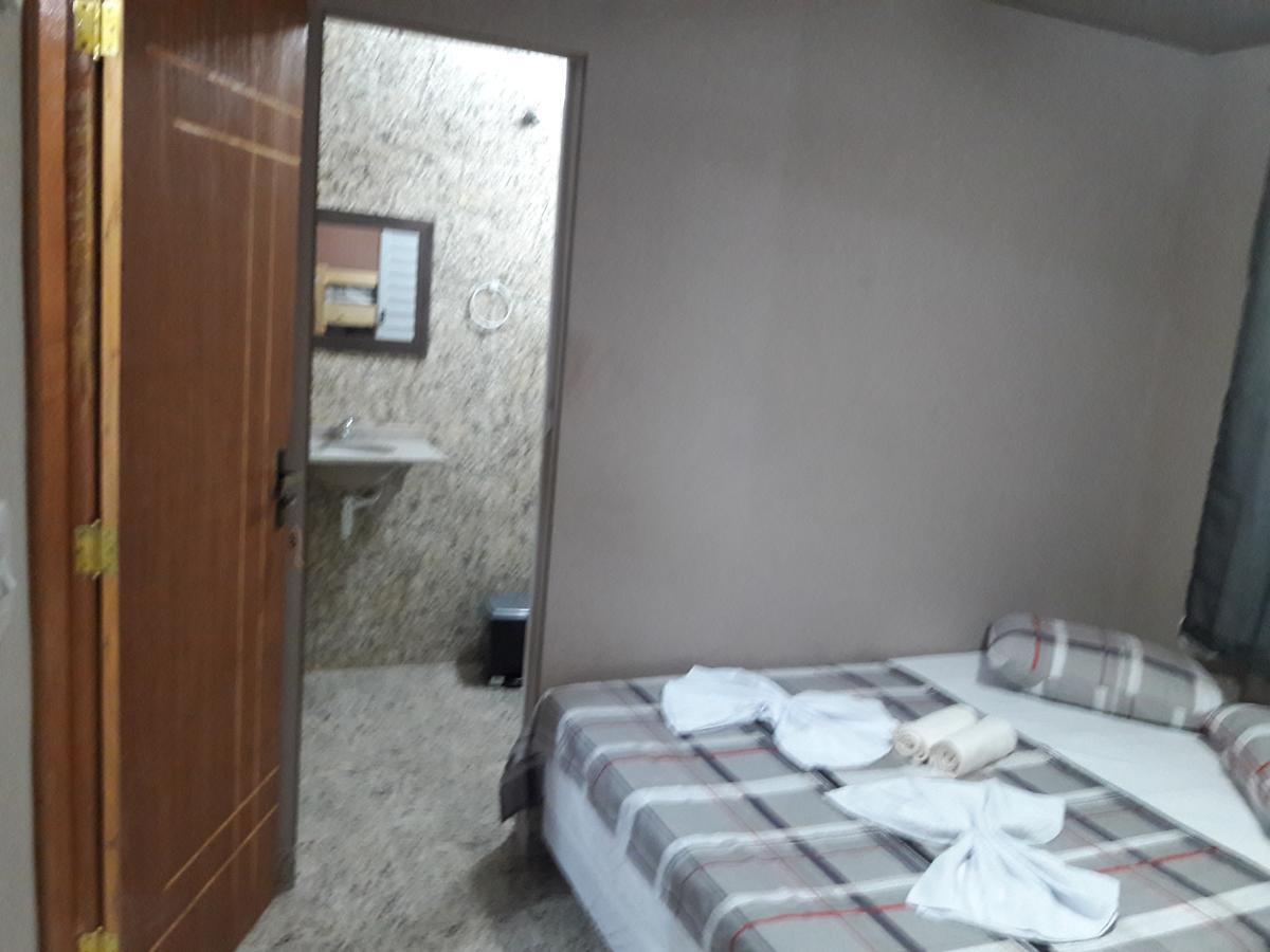 Hostel Falcao-Suites Privativas Com Ar Condicionado Rio das Ostras Zewnętrze zdjęcie